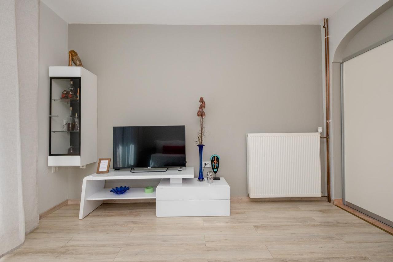Apartments Luka Раб Екстер'єр фото